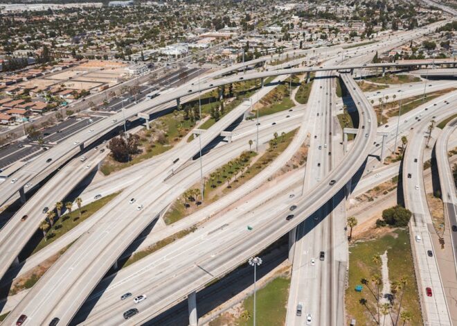 A Deep Dive into JavaScript Arrays: From Basics to Advanced Techniques