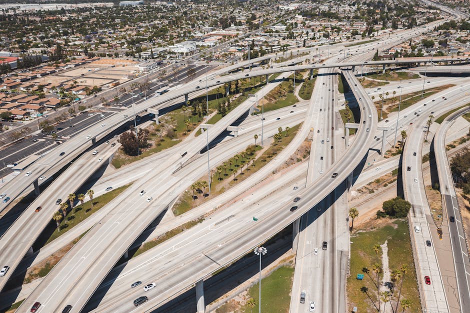 A Deep Dive into JavaScript Arrays: From Basics to Advanced Techniques